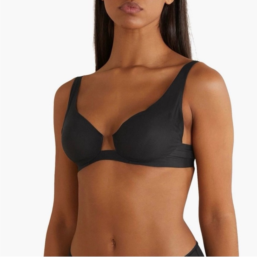 SKIMS Naked underwire plunge bra - Onyx